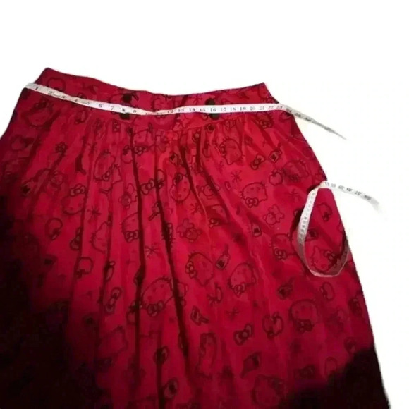 Hello Kitty‎ by Sanrio Red Milk and apple velvet emblem knee length skirt, Sz 24 - Picture 7 of 9